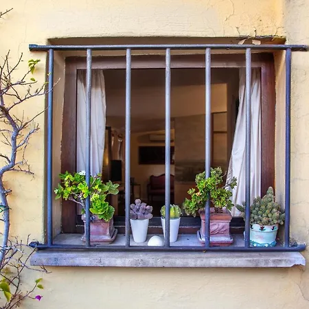 Angel's Terrace Apartmán